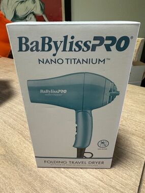 BaByliss Travel Hair Dryer - Light Blue NEW